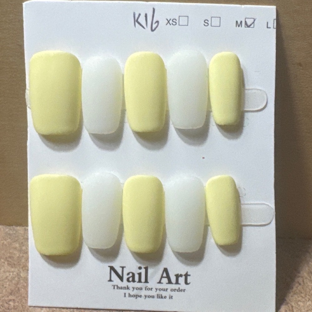 "Lemon Linen" Press-On Nail Set – Pastel Yellow‎ & Creamy Neutrals